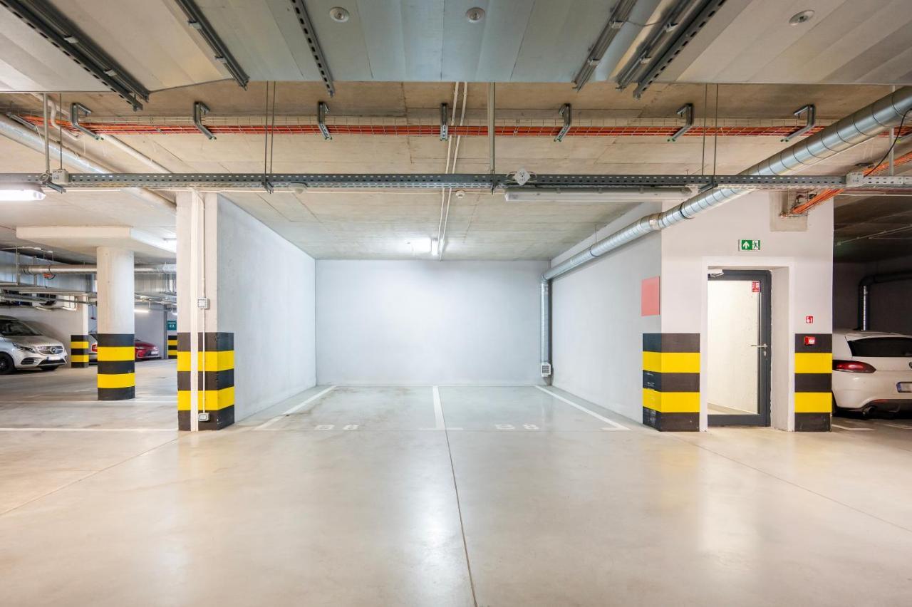 9Th Floor Lodz Manufaktura Apartments With Parking By Rentujemy ภายนอก รูปภาพ